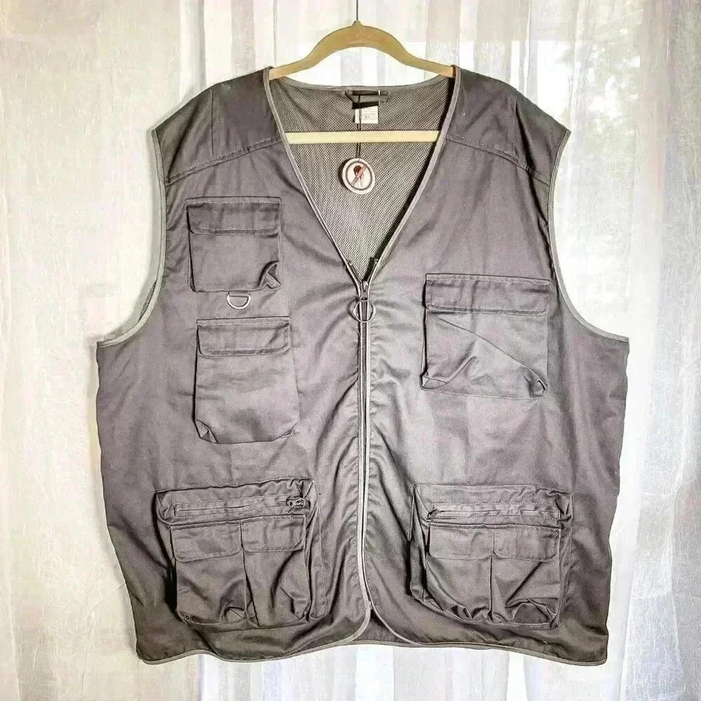 NWOT Stone Creek Size XXL Grey Stain Resistant Fishing Vest pockets comfy
